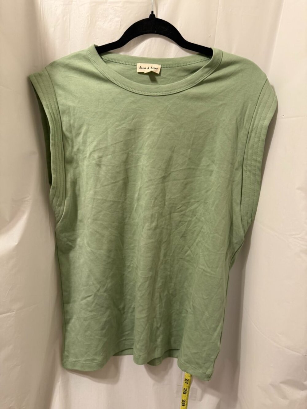 Aaron & Amber Womens Light Green Sleeveless Muscle T-Shirt Top Large 100% Cotton